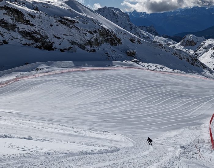 Matterhorn Cervino Speed Opening, Breuil Cervinia (ITA), //, snow control FIS, photo credit: