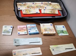 soldi sequestrati al Traforo del Gran San Bernardo