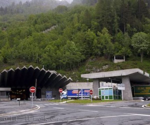 L'entrata del Tunnel da parte francese