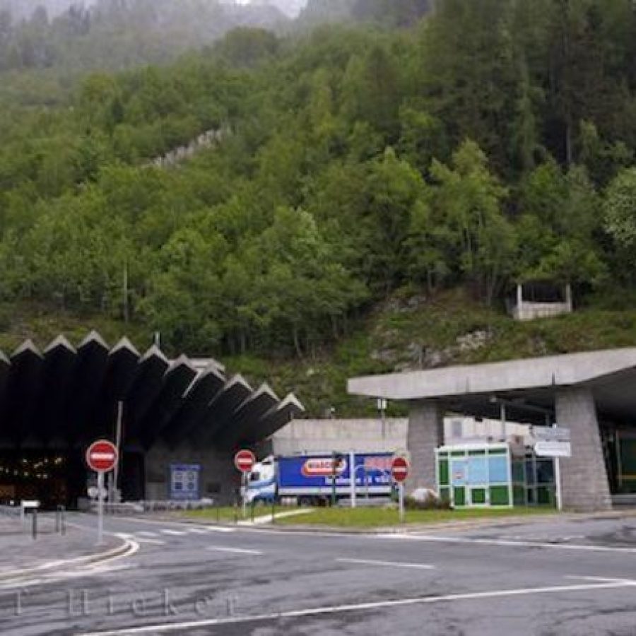 L'entrata del Tunnel da parte francese