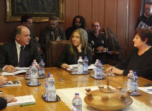 La firma dell'accordo per Tv5 Monde