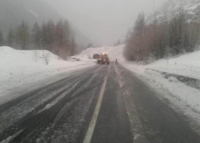 La valanga caduta poco prima di Epinel (foto Comune di Cogne).