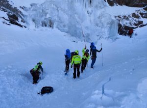 valanga sulla cascata Miriur des Glaces