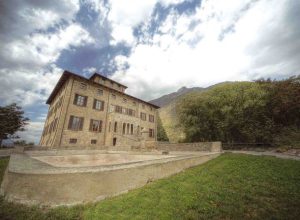 Castello di Chatillon esterno - ph. Metro Studio Associati