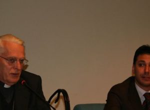 Il Vescovo di Aosta, Mons. Giuseppe Anfossi e l'Assessore alla Cultura, Laurent Viérin