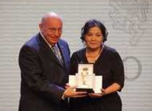 Bibisora Oripova è la “Donna dell’anno” 2010