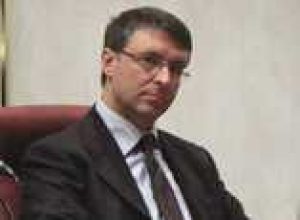 Raffaele Cantone presenta “Solo per giustizia”: una vita e un libro contro la camorra