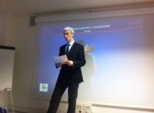 Droga, scoperta una banda di baby spacciatori. Coinvolta anche una madre