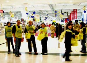 volontari colletta alimentare