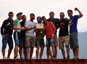 La premiazione degli uomini della Celtic Mud Race